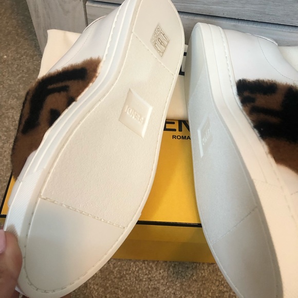 Fendi sneakers - Picture 2 of 4